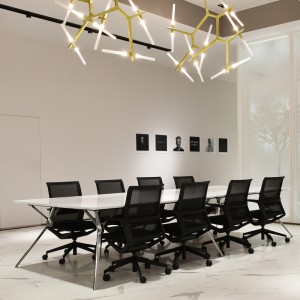 All Black Ergonomic Office Meeting Room Chair